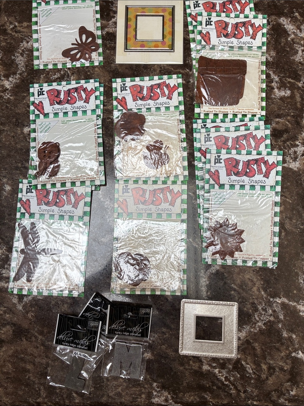 Rusty Simple Shapes Brown Decorative Embellishments - Assorted Pack